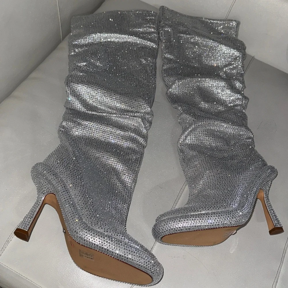 AZALEA WANG BAREFOOT SILVER OVER THE KNEE RHINESTONE BOOT 8.5 NEW